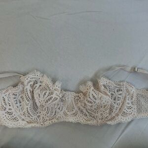 Victoria's Secret Lace Bandeau in Cream